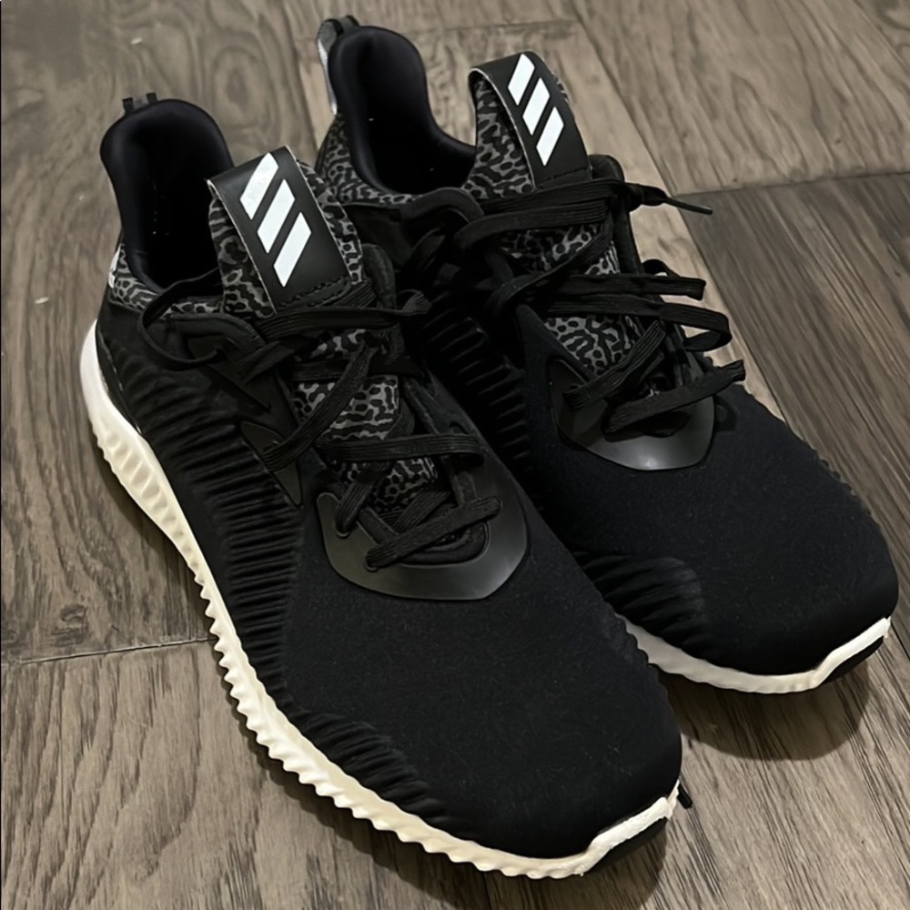Adidas alpha bounce